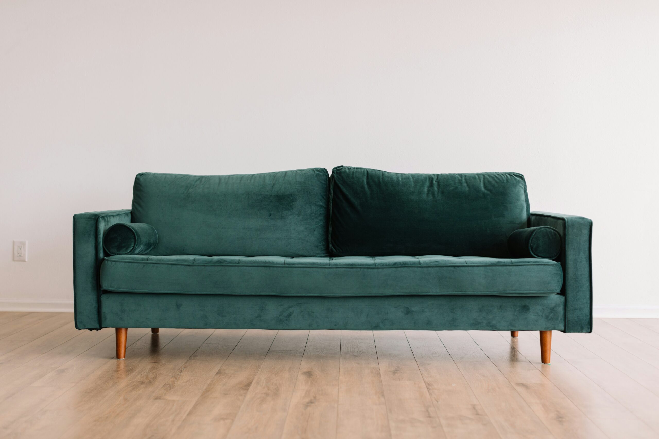 How to Choose the Perfect Sofa for Your Living Room